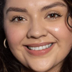 Balmy Tint Hydrating Lip Balm Baume à Lèvres Teinté