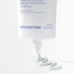 Daily UV Defense Mineral Sunscreen SPF 50 Protection Solaire Minérale