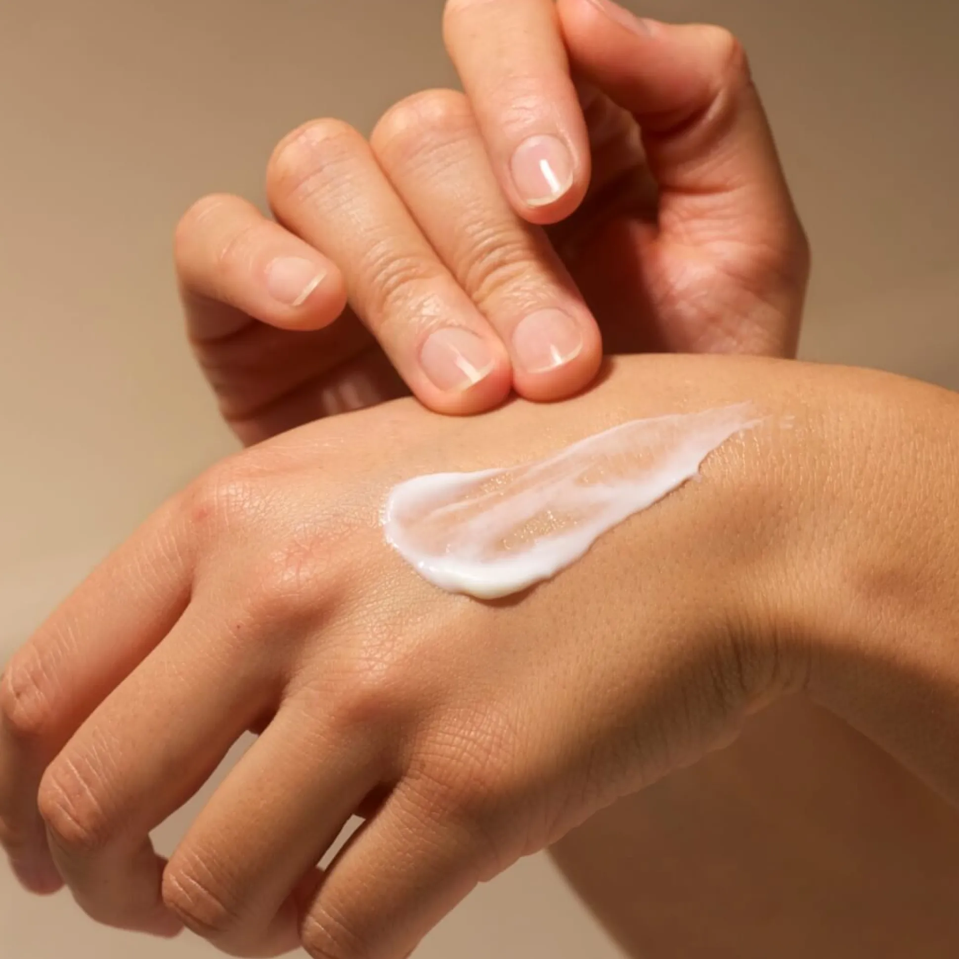 Gentle Genius™ Barrier Care Crème Mains Réparatrice Rapide