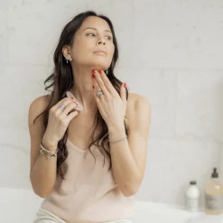 Gua Sha Visage en Quartz Rose