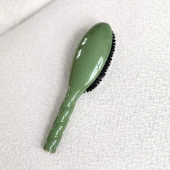 La Brosse N°02 L’indispensable Soin et Démêlage Vert Amande