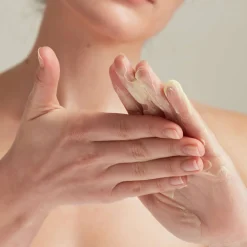 Polly Plum Crème Réconfortante pour le Corps