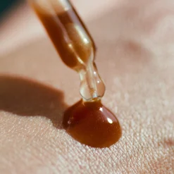 Rejuvenating Hand Sérum Régénérant Mains 273