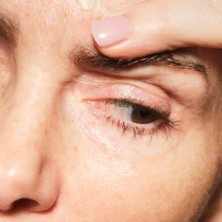 The Daily Shield SPF50 Crème Solaire Hydratante