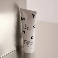 The Daily Shield SPF50 Crème Solaire Hydratante