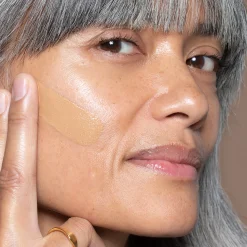 True Skin Foundation Fond de Teint Sérum